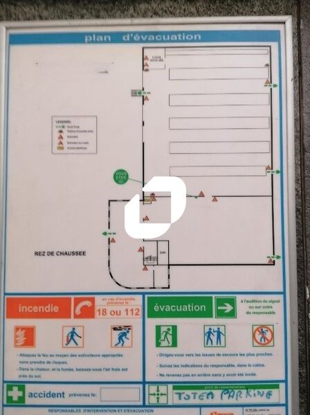 Location entrepots 1500 m² non divisibles