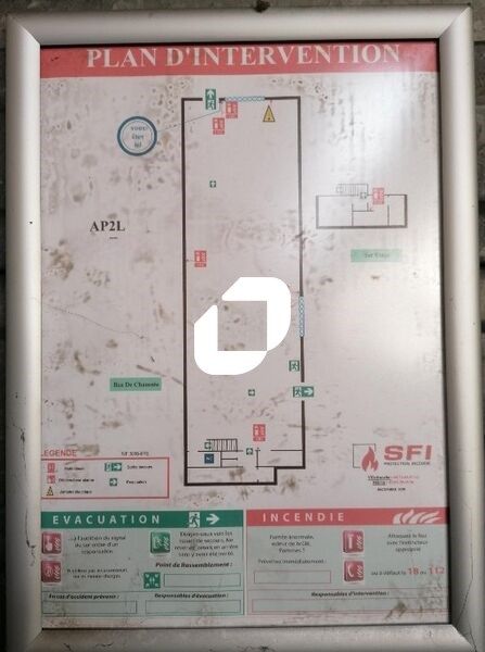 Location entrepots 660 m² non divisibles