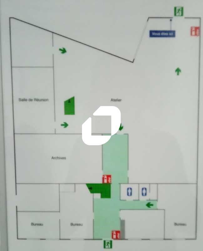 Location entrepots 500 m² non divisibles