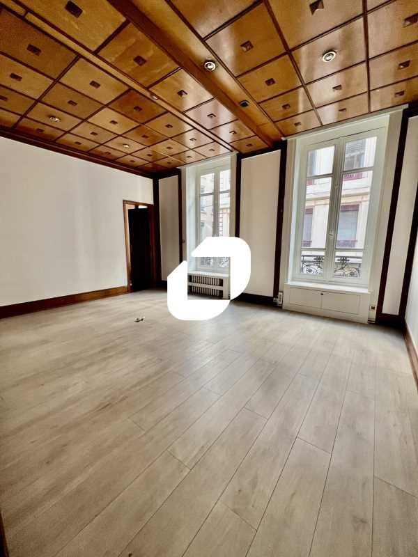 Immprove vous propose de découvrir ces bureaux de