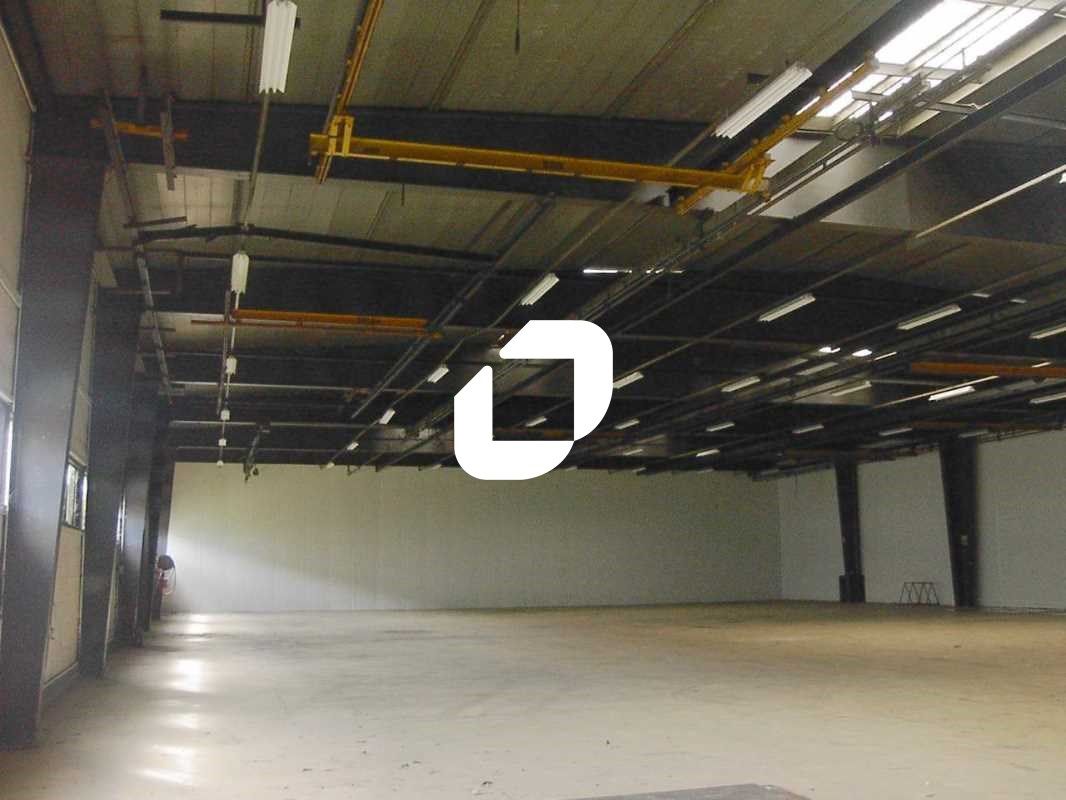 Immprove vous propose à la vente, sur la ZI de Vé