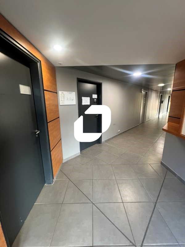 IMMPROVE vous propose des bureaux à la vente de 3