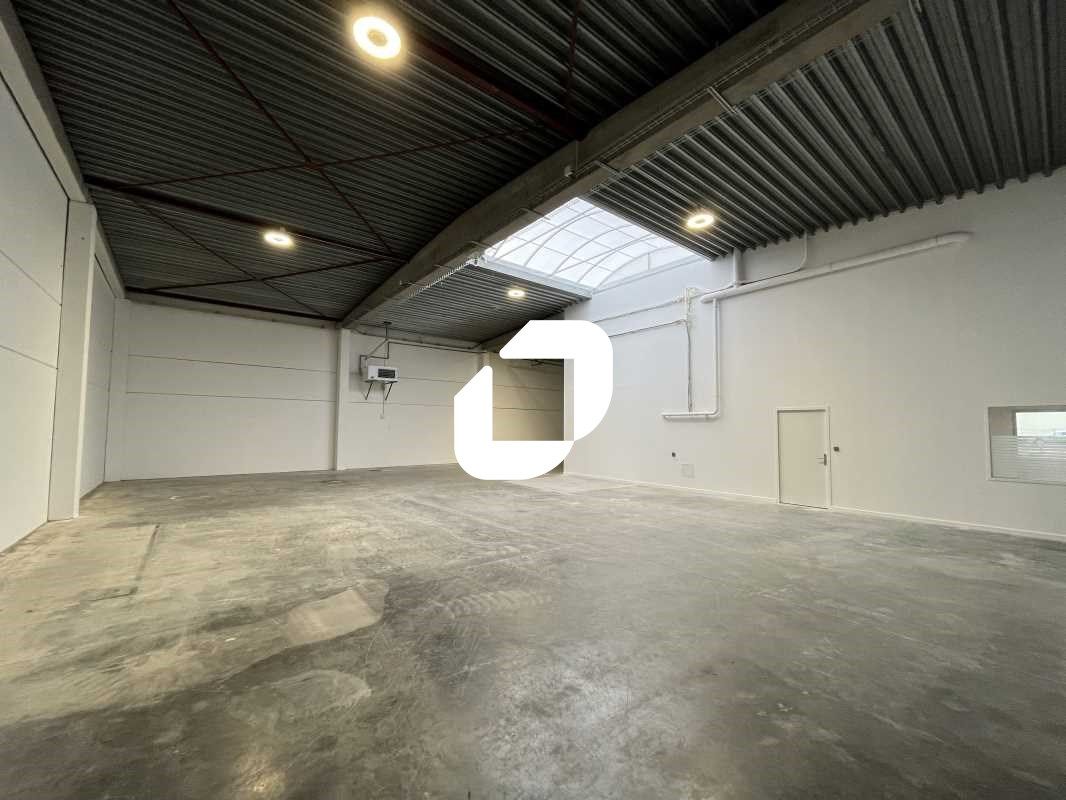 En plein coeur du CIT de Roncq et à proximité de 