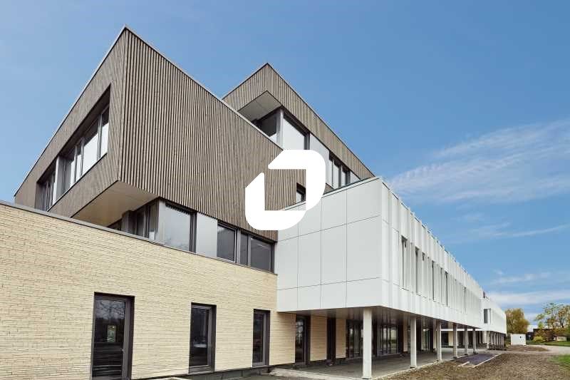 Immprove vous propose à la location 2 surfaces de