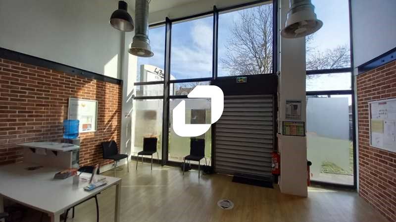 Immprove vous propose des surfaces de bureaux rén