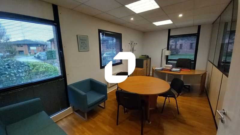 Immprove vous propose à la vente, des bureaux de 