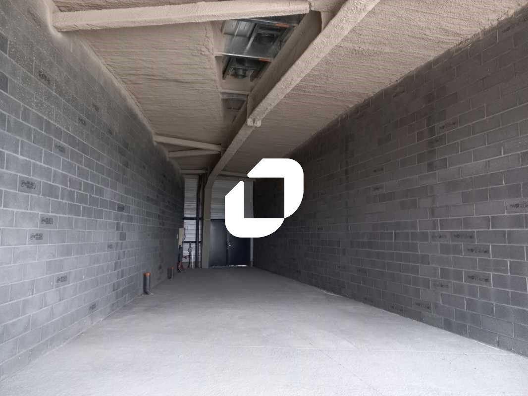 Immprove vous propose des locaux commerciaux à La