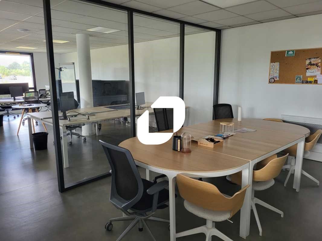 Immprove vous propose des bureaux au 1er étage, d