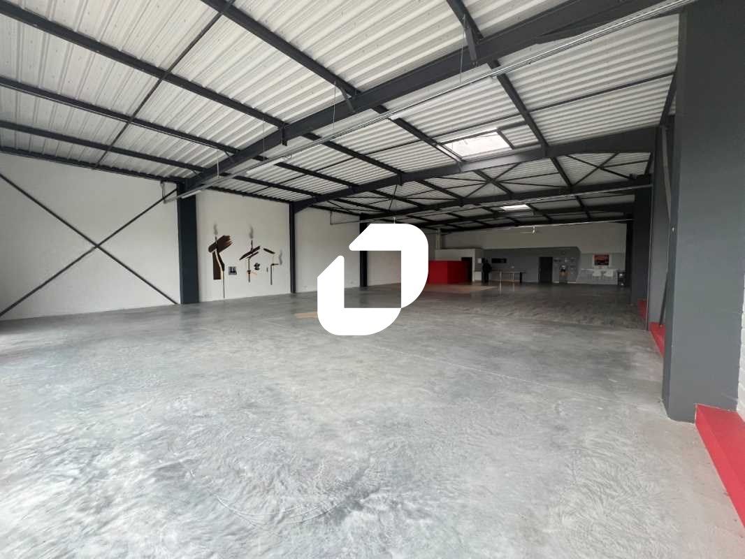 Immprove vous propose, un local situé dans la zon