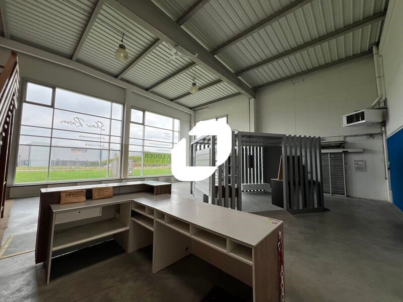 IMMPROVE vous propose à la location un bâtiment d