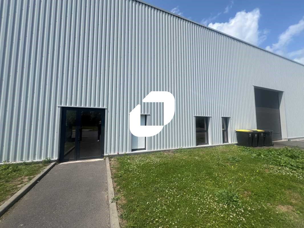 IMMPROVE vous propose, à la location un bâtiment 