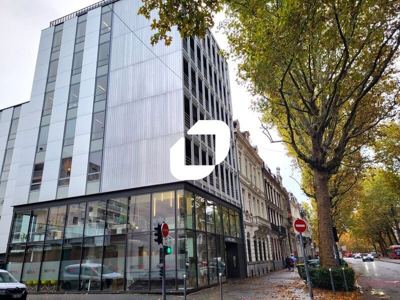 Immprove vous propose à la location plusieurs pla