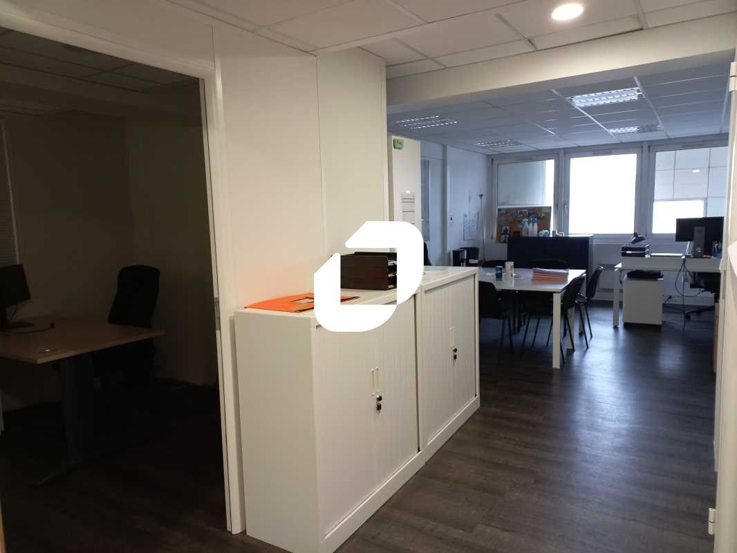 Immprove vous propose au sein d'un immeuble emblé