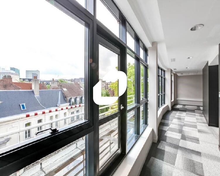 Immprove vous propose deux superbes plateaux de b