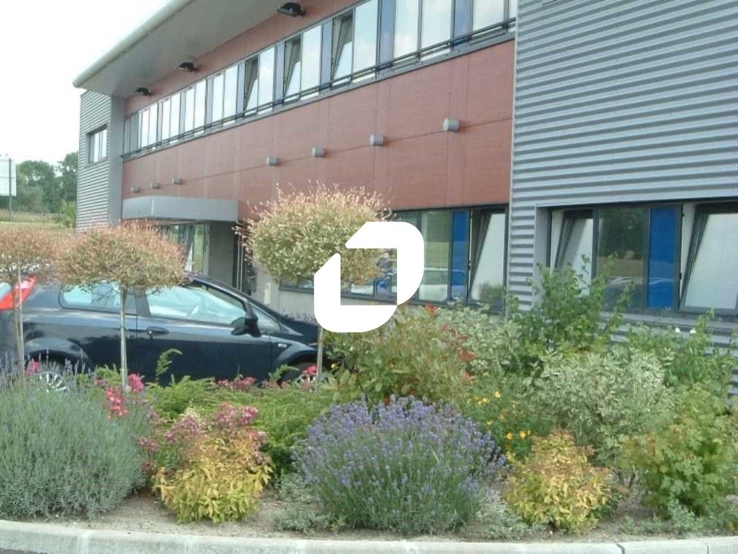 Immprove vous propose une surface de bureaux disp