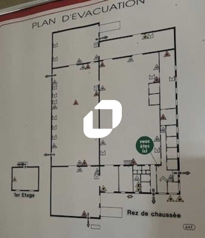 Location entrepots 3000 m² non divisibles