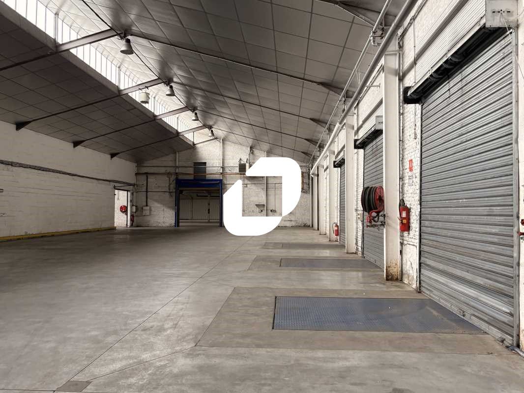 IMMPROVE vous propose à la location un entrepôt +