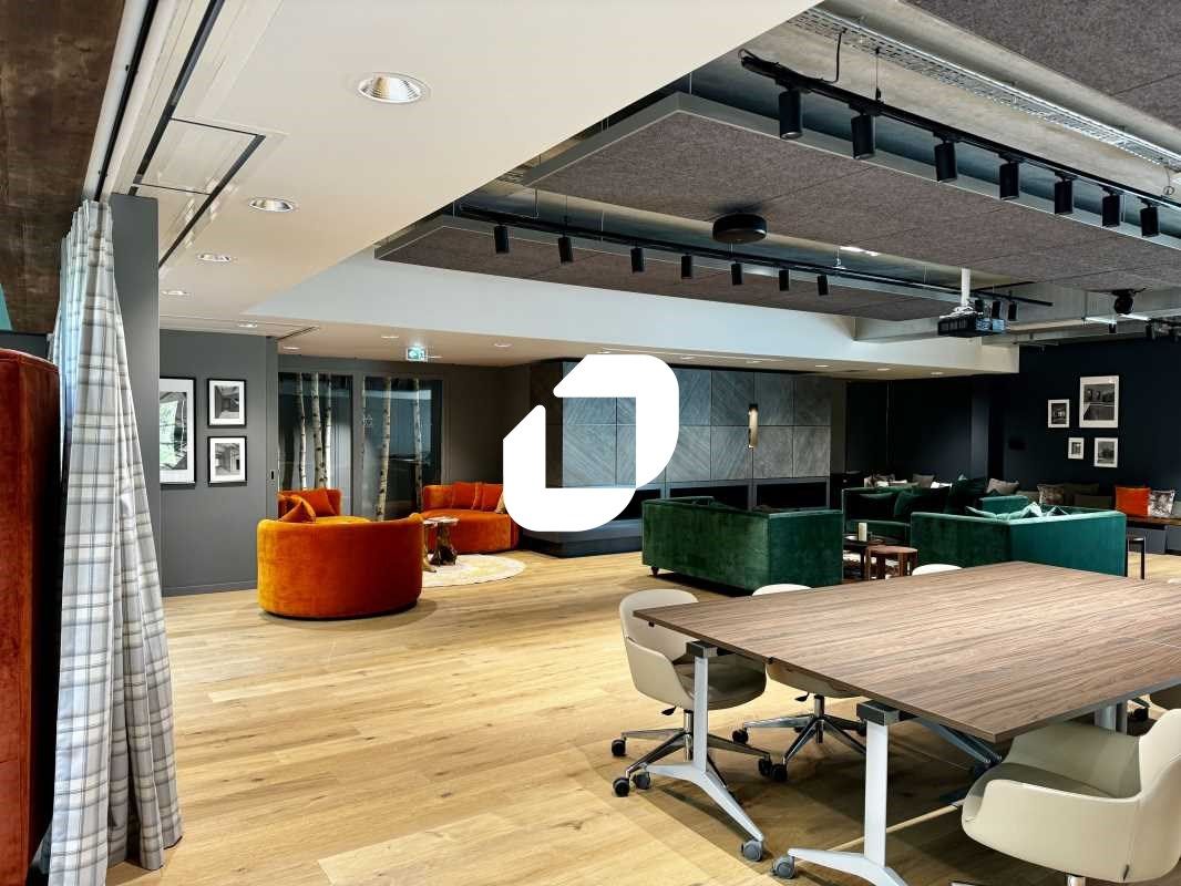 À la recherche d'un espace de bureau moderne et f