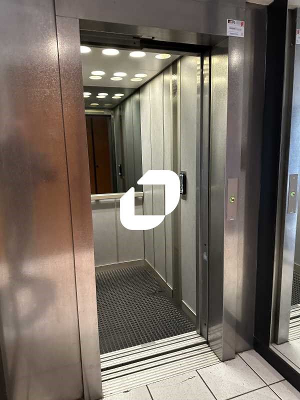 À la recherche d'un espace de travail moderne et 