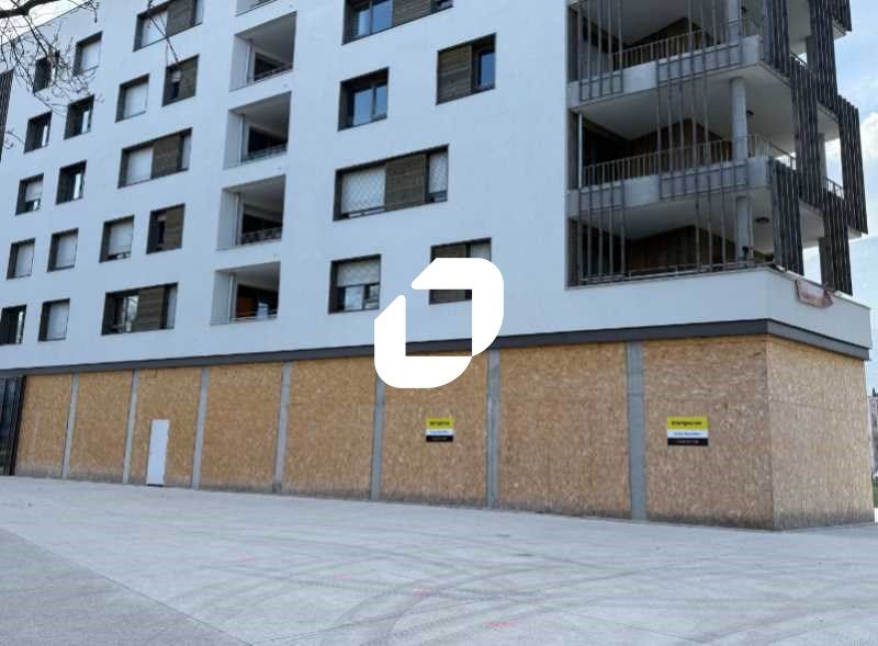 Immprove vous propose sur la commune de Pont-de-C