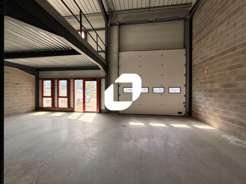 À Voreppe, dans la zone d'activités dynamique, Im