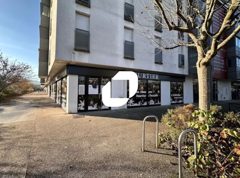 IMMPROVE propose à la location des locaux commerc