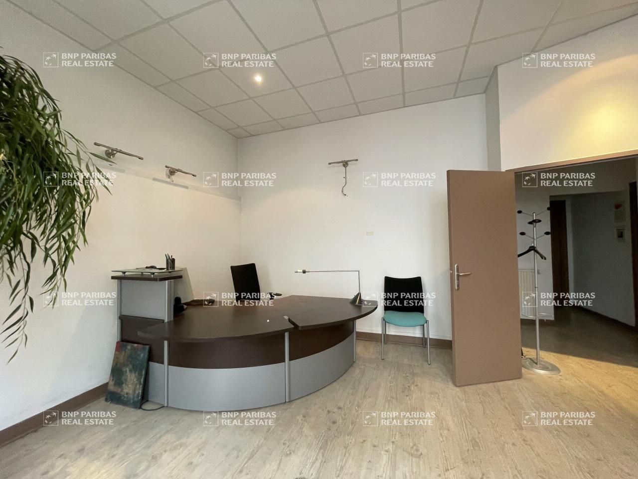 100.34 m² pour ce bureaux en location à Orléans