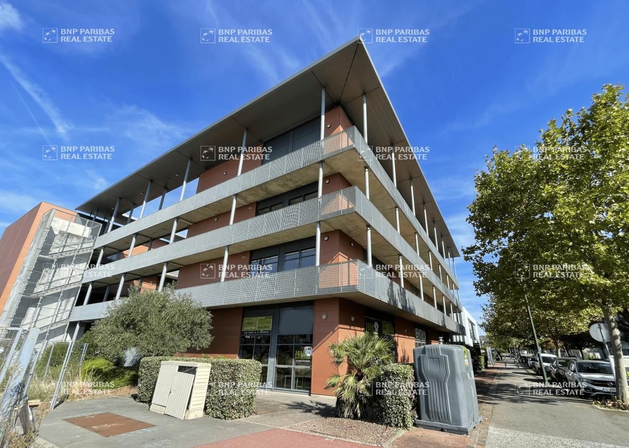 Location Bureaux 1573 m² divisibles 31100 Toulouse