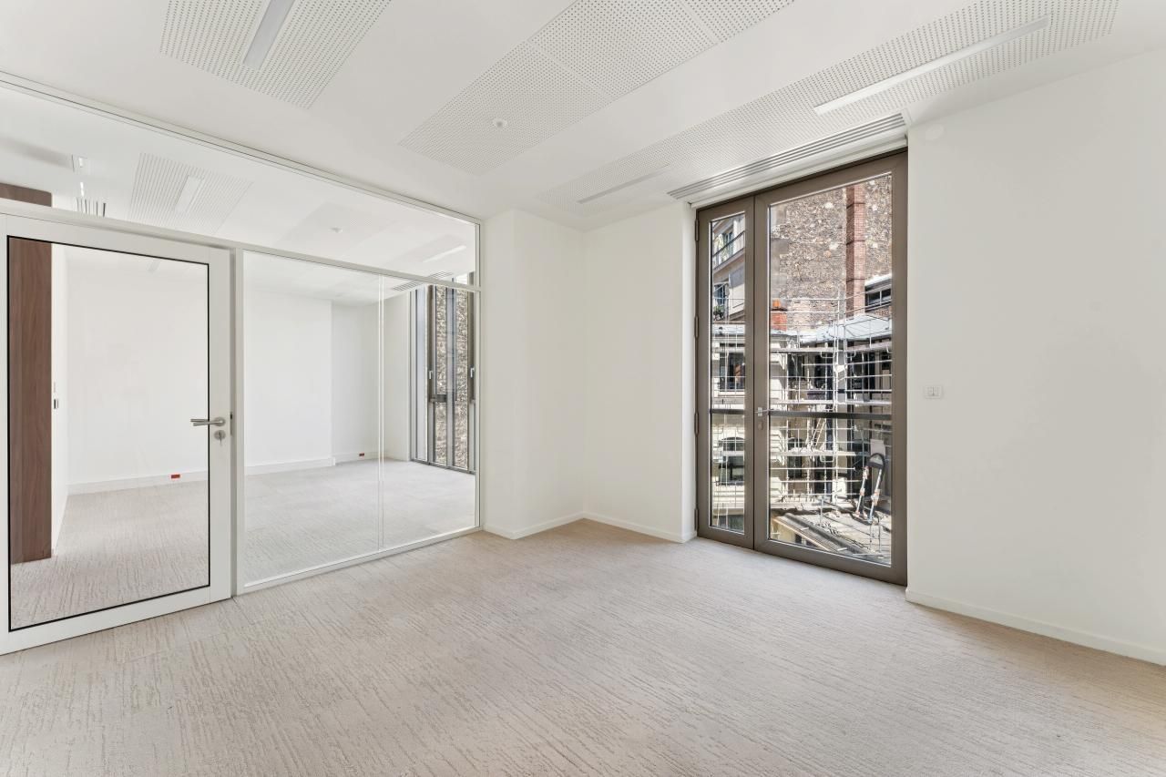 457.5 m² pour ce bureaux en location à Paris