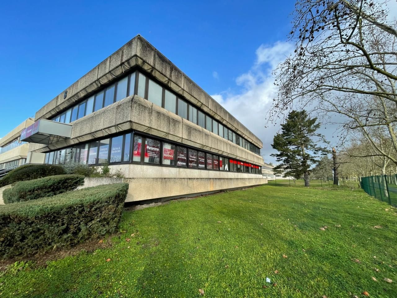 370.35 m² pour ce bureaux en vente à Bruges
