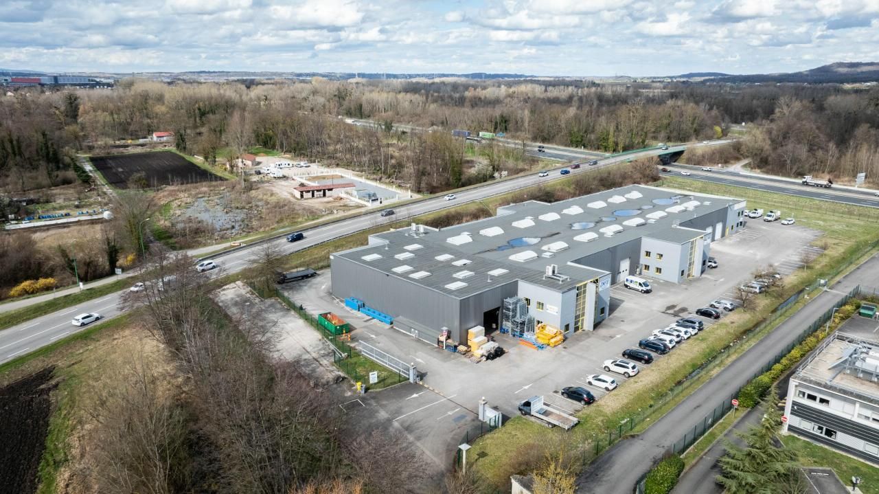 Location Activité 1109 m² divisibles 38290 La verpillière