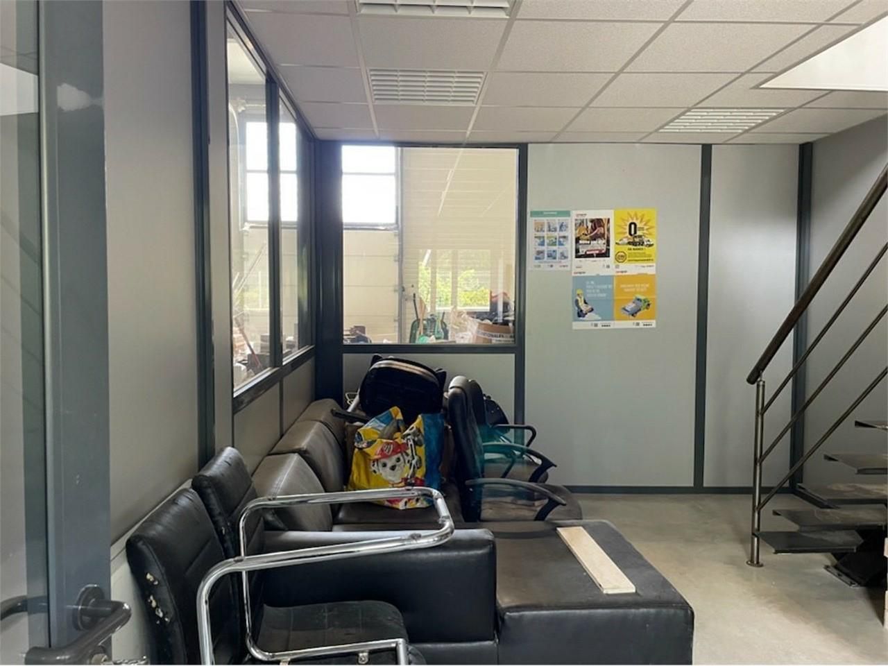 260 m² pour ce activité en location à Beynost