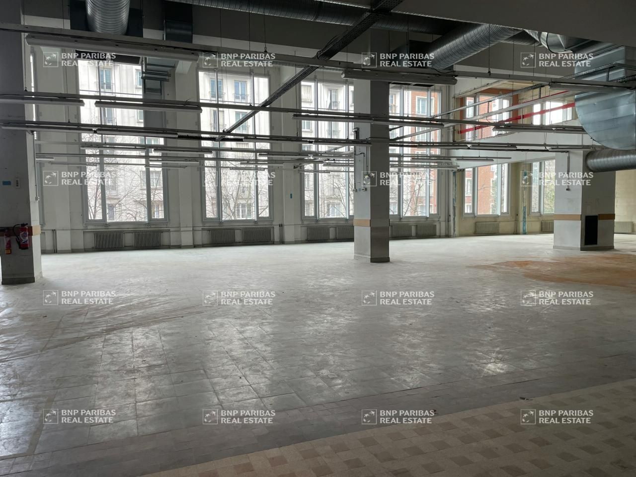 4308 m² pour ce pme-pmi en location à Paris