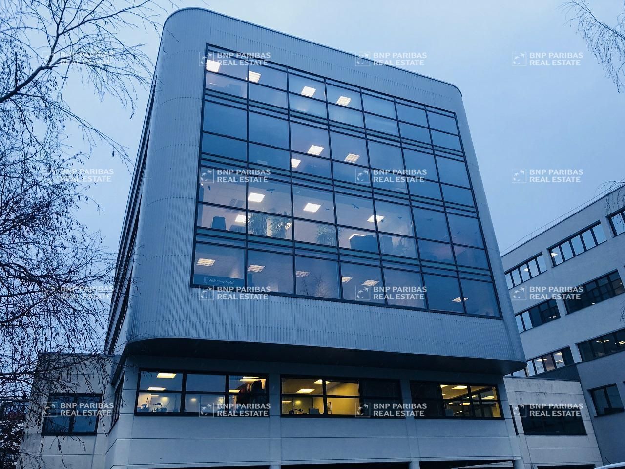 664 m² pour ce bureaux en location à Besançon