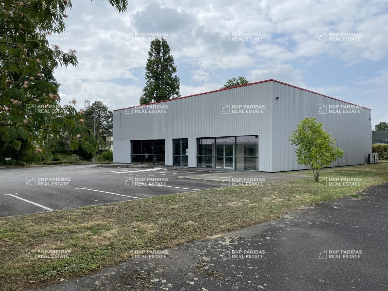 Location Activité 355 m² non divisibles 44470 Carquefou