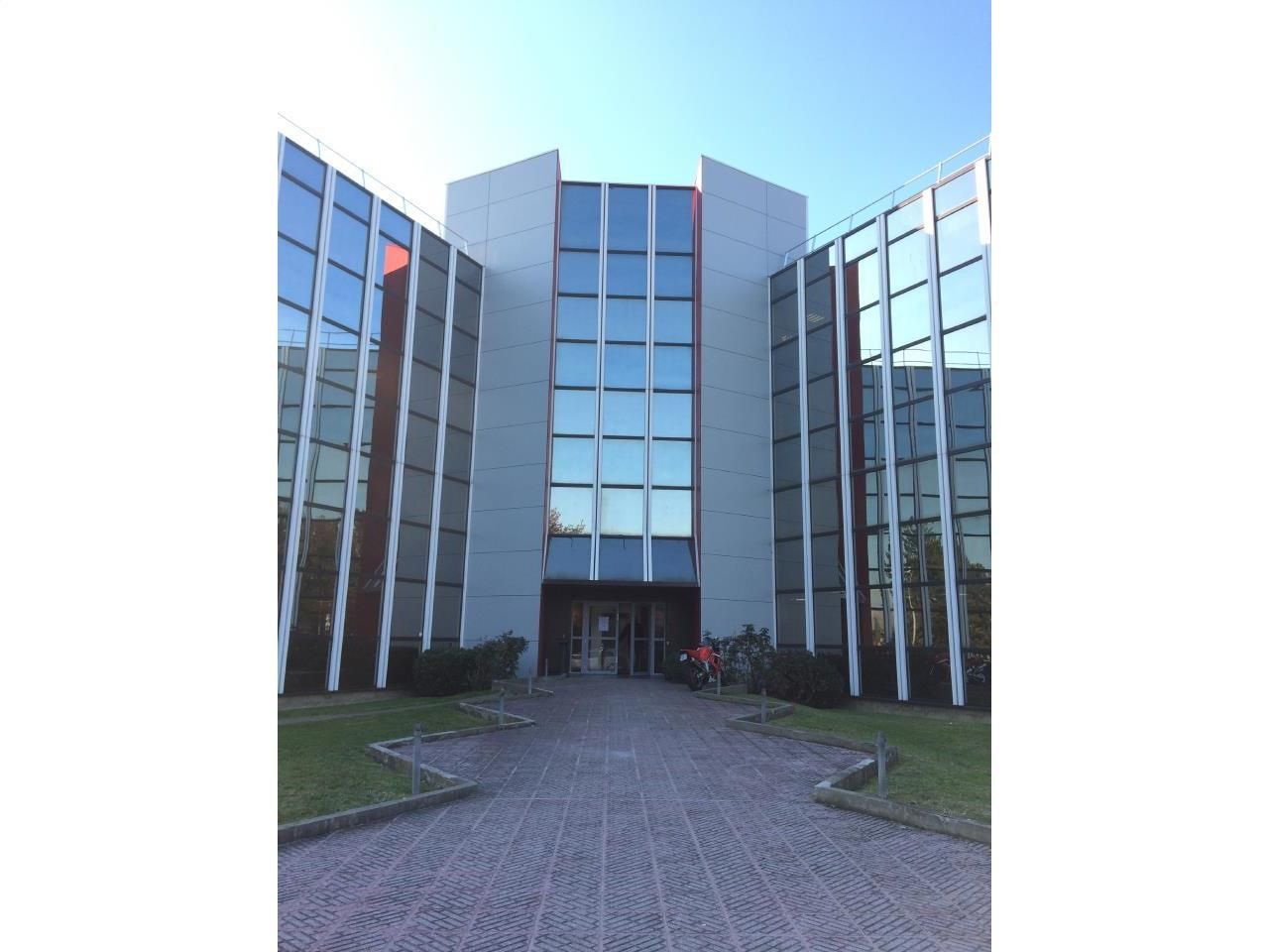 1011.4 m² pour ce bureaux en location à Labège