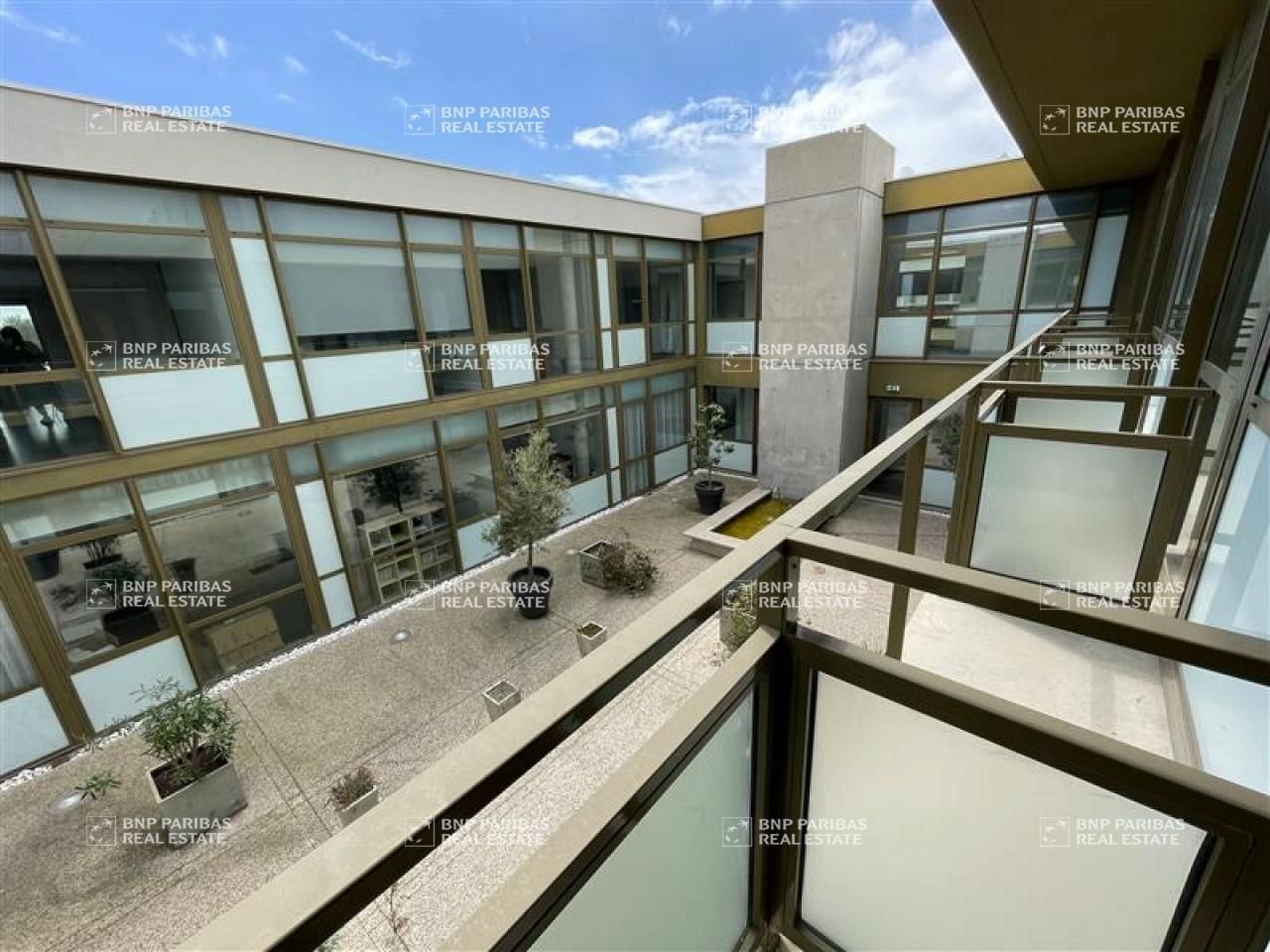 210.5 m² pour ce bureaux en location à Mauguio