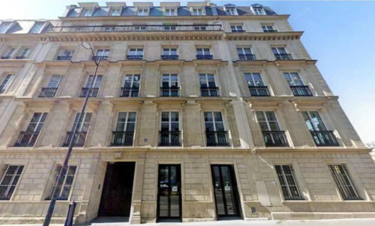 2162 m² pour ce bureaux en location à Paris