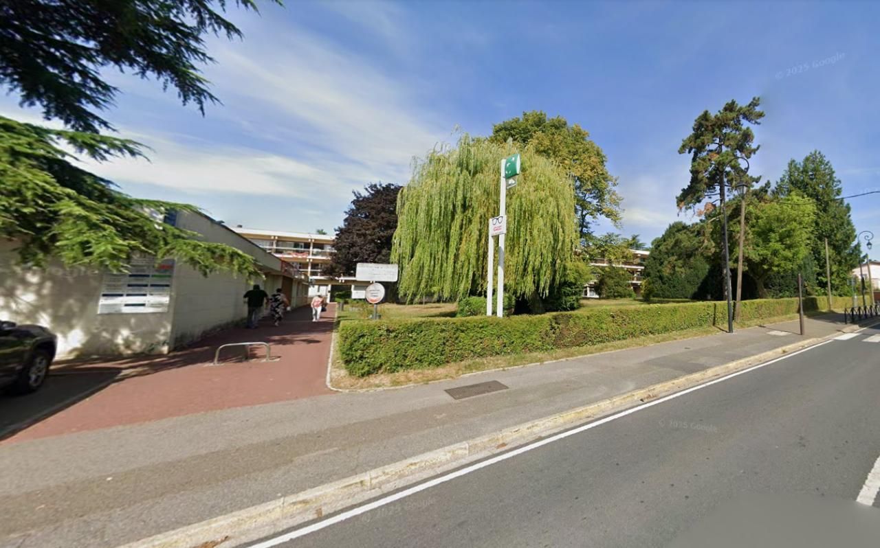 Vente Local commercial 196 m² non divisibles 95380 Louvres