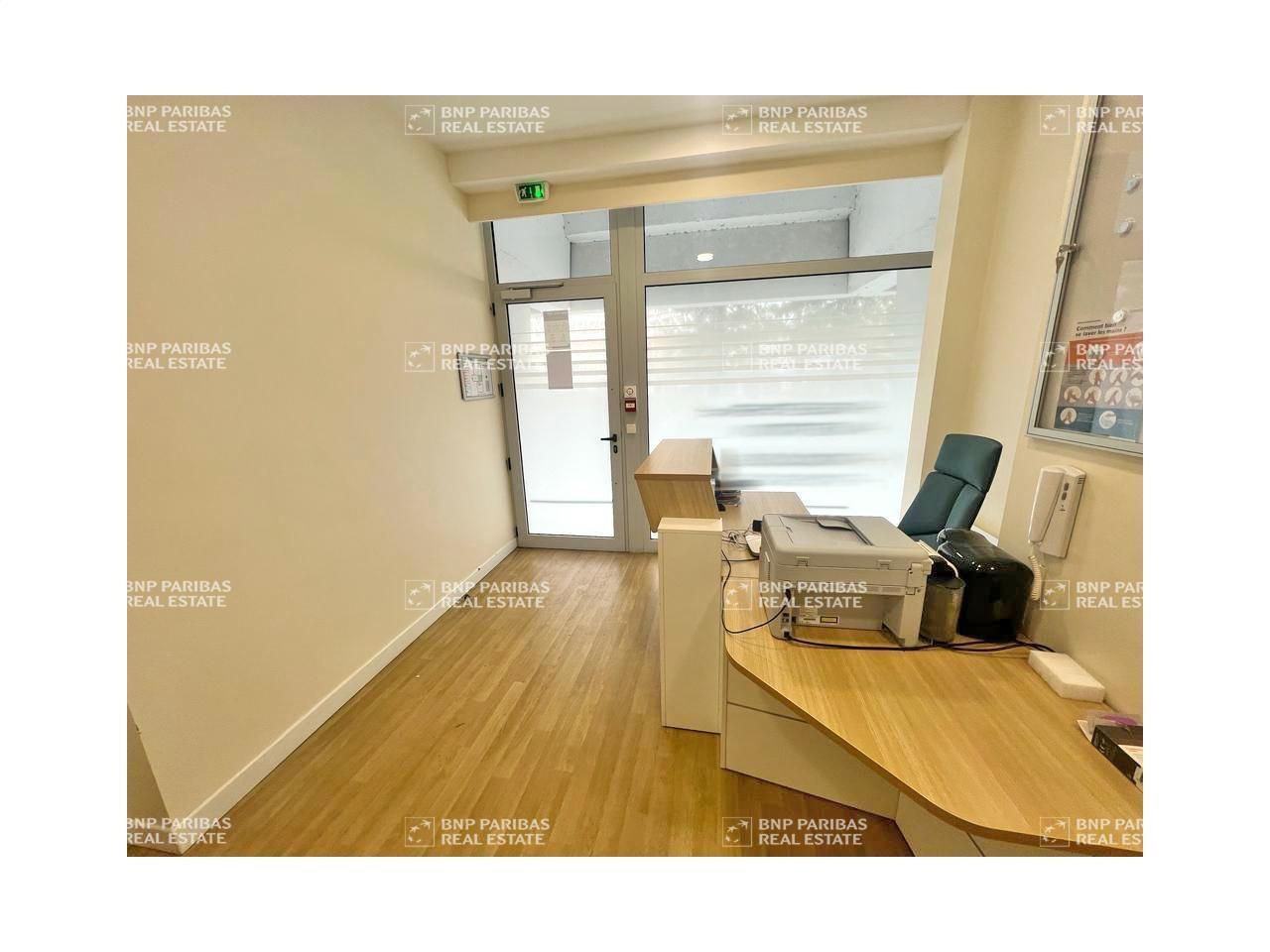 127 m² pour ce bureaux en vente à Paris