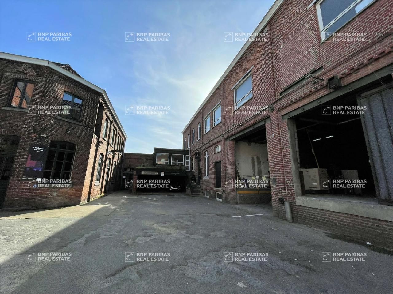 Location Mixtes 1000 m² divisibles 59100 Roubaix