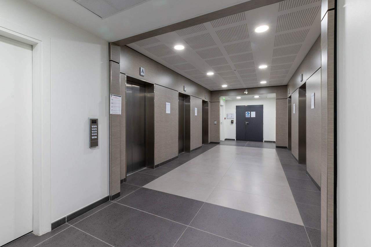 5602 m² pour ce bureaux en location à Montrouge