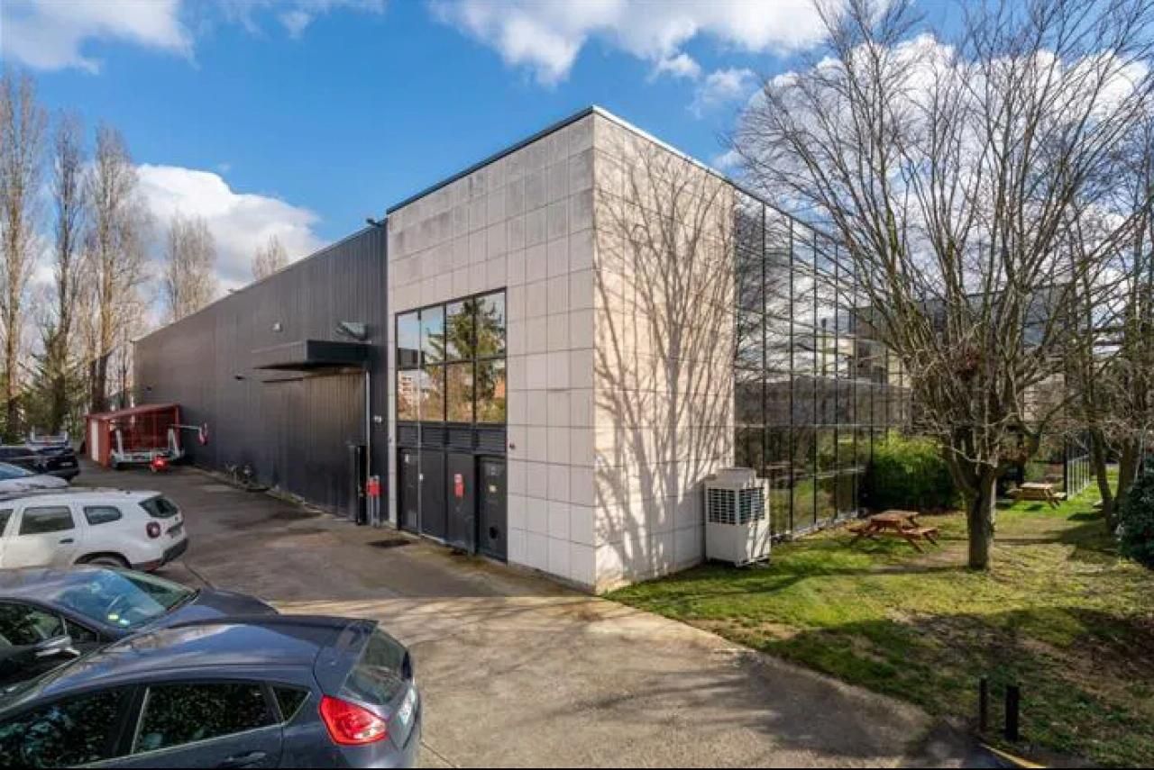 Location Activité 2596 m² non divisibles 91120 Palaiseau