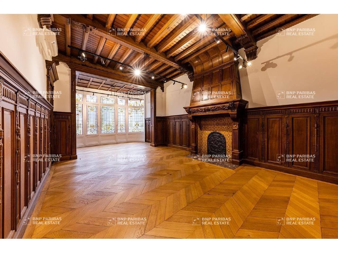 385.5 m² pour ce bureaux en location à Lille