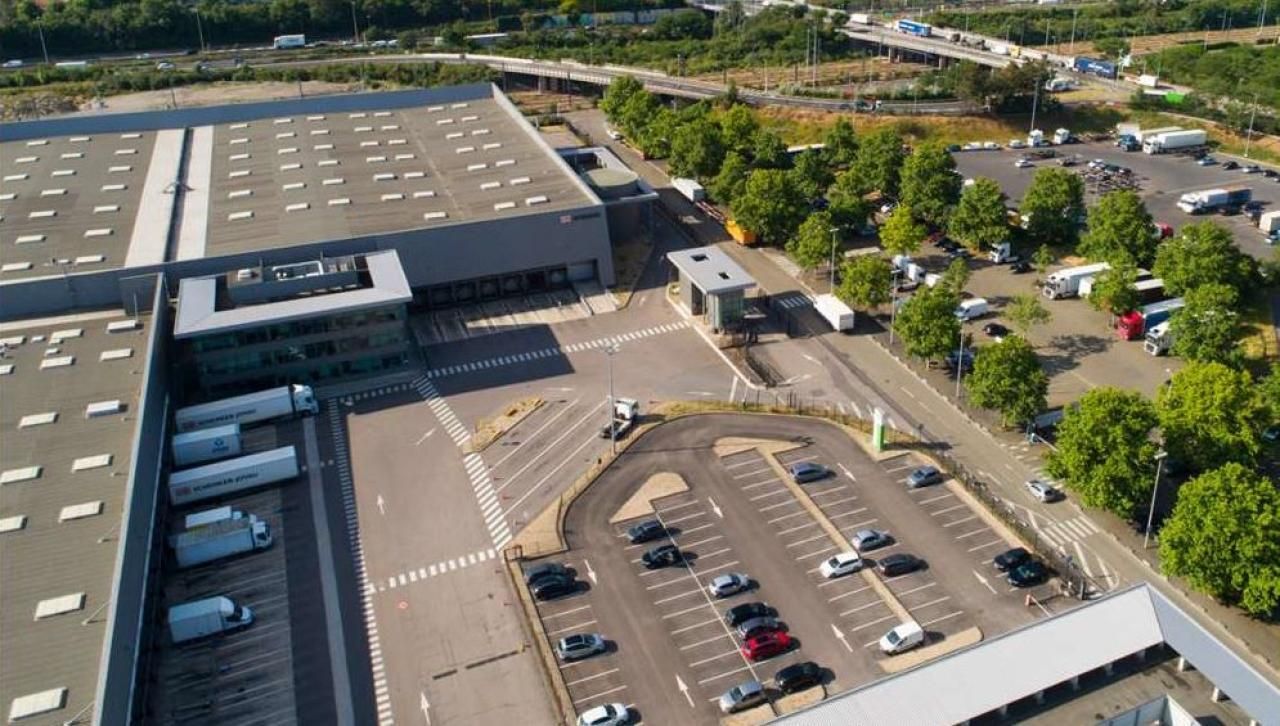 20666 m² pour cetentrepôts classe c en location à Gennevilliers