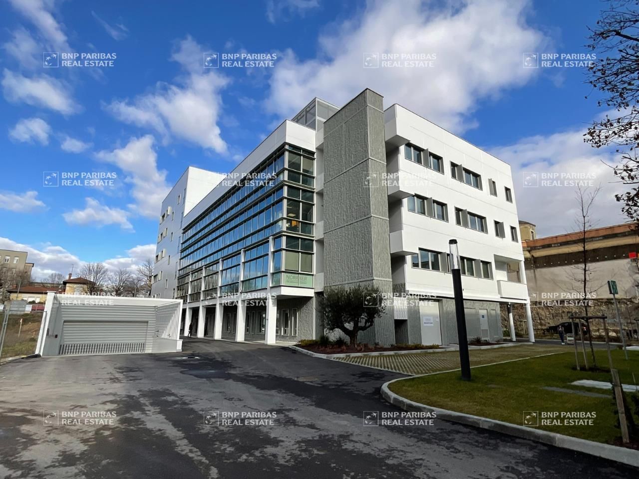 Location Bureaux 395 m² non divisibles 69008 Lyon