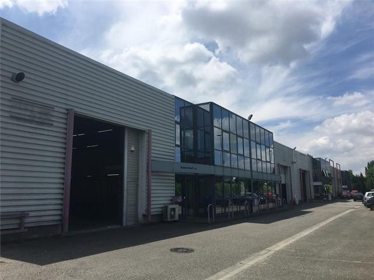 Nous vous proposons des locaux d'activités situés
