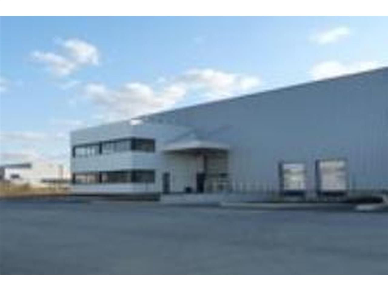 Locaux d'activités situés au coeur de la Zone Ind