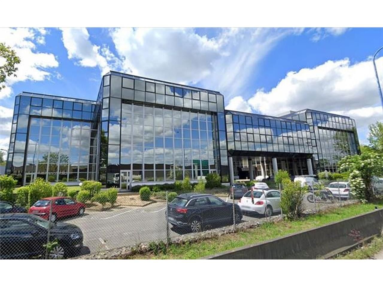 Nous vous proposons des surfaces de bureaux rénov