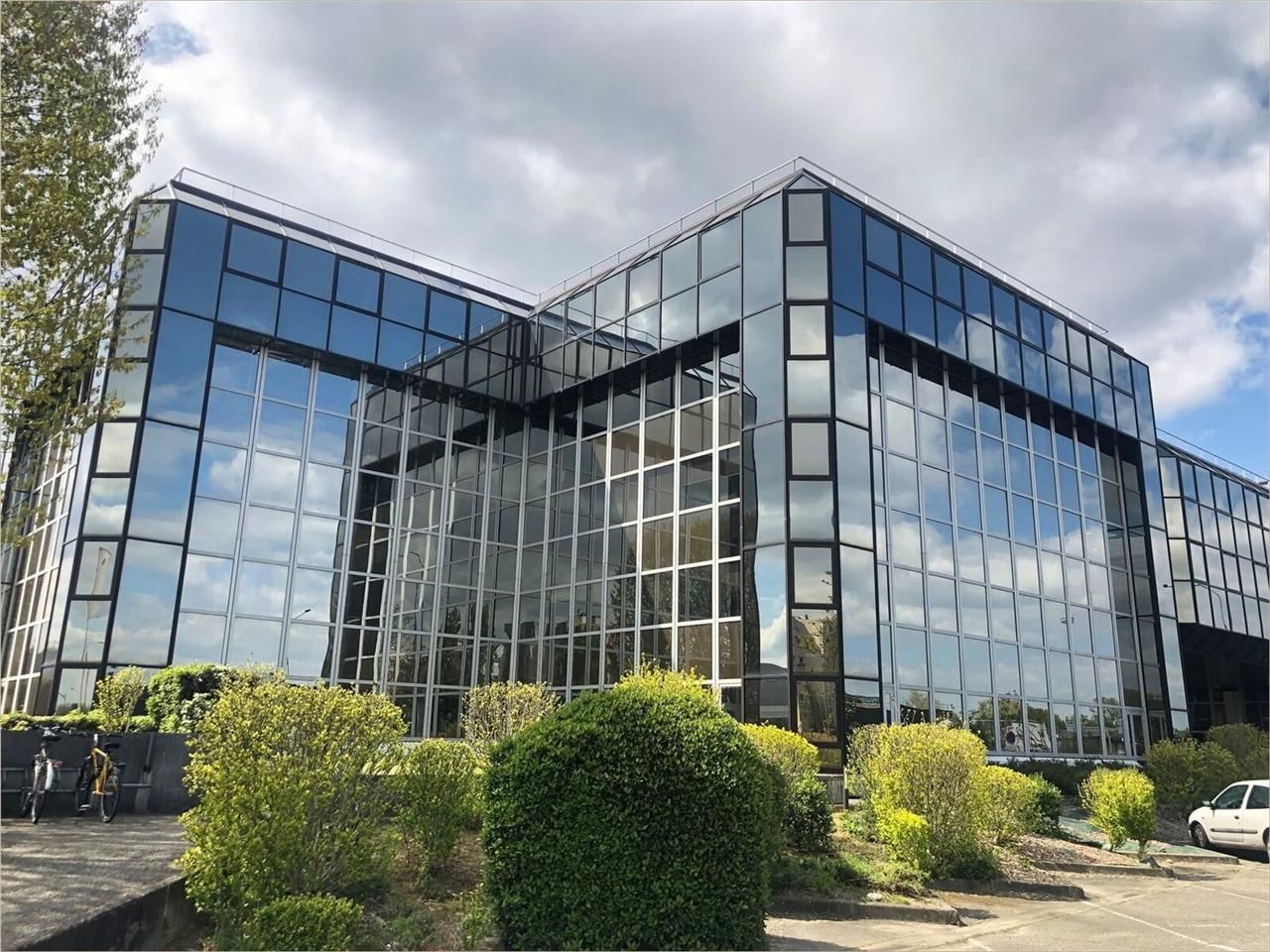 Nous vous proposons une surface de bureaux rénové